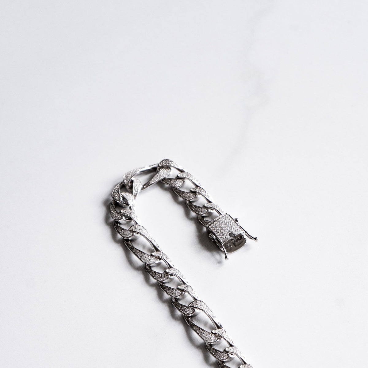 Iced Jewellery Explained: What It Is And Why It Became A Statement